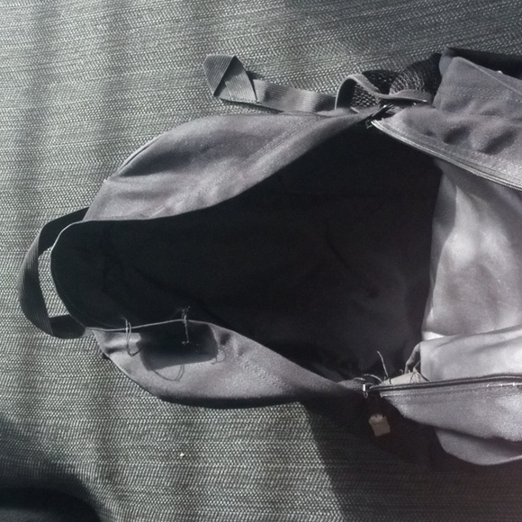 Backpack - Picture 3 of 5